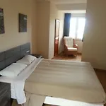 Les Golf - Self-catering